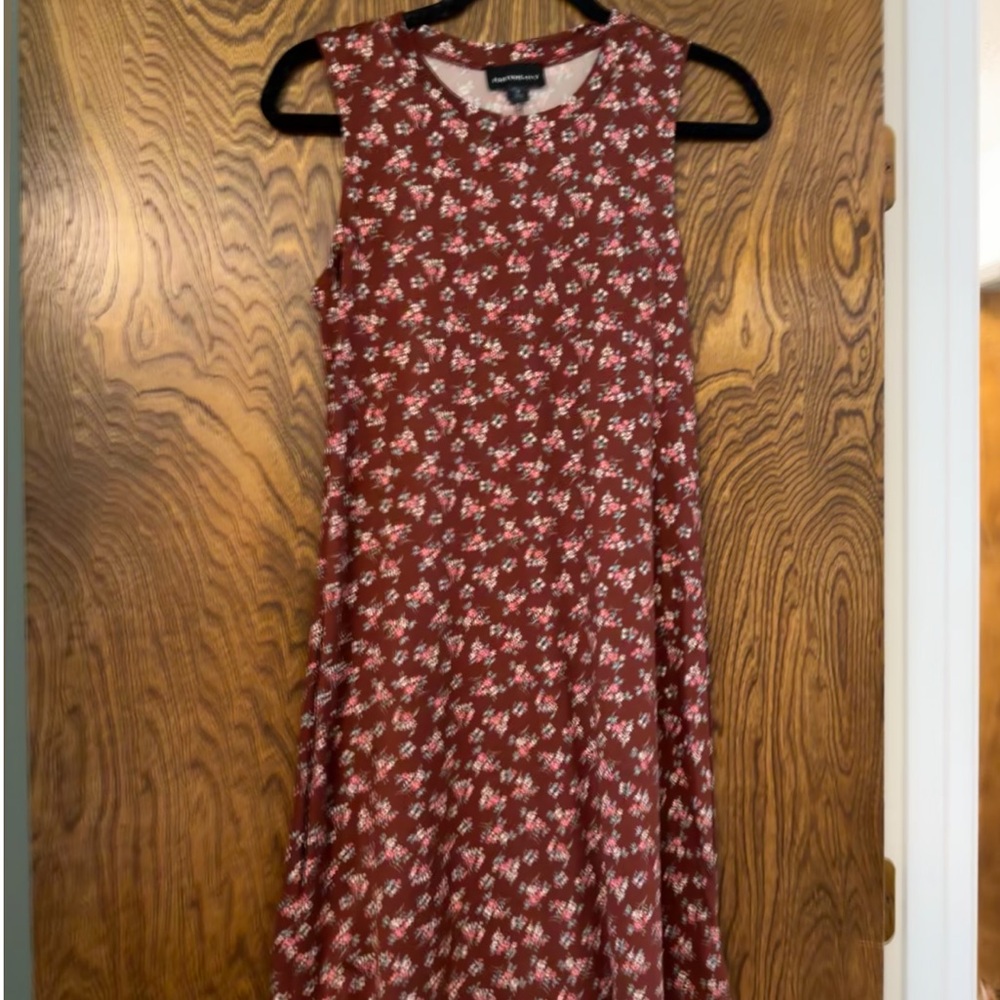 Floral Sleeveless Dress - Red